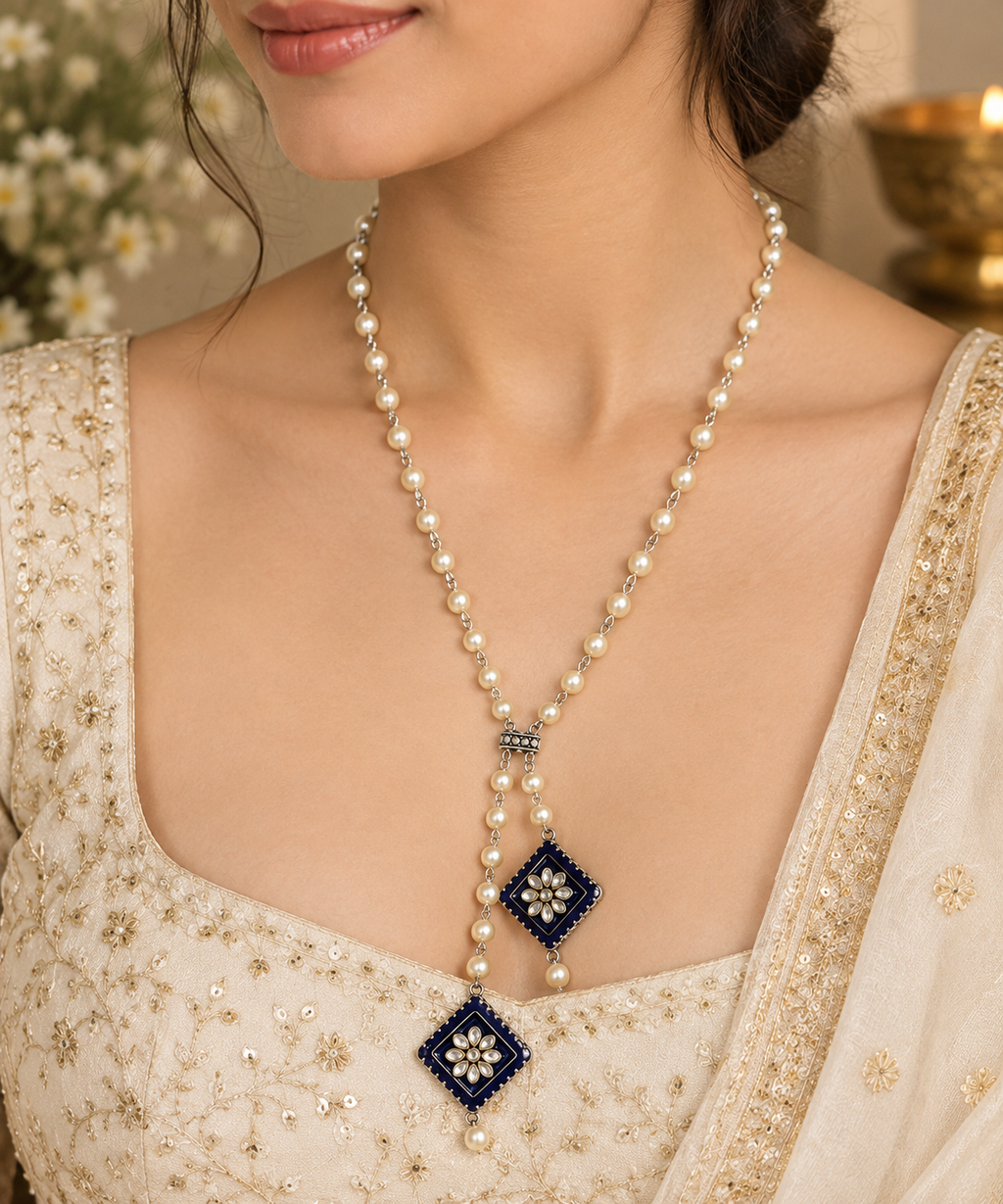 Utsiya Pearl Necklace